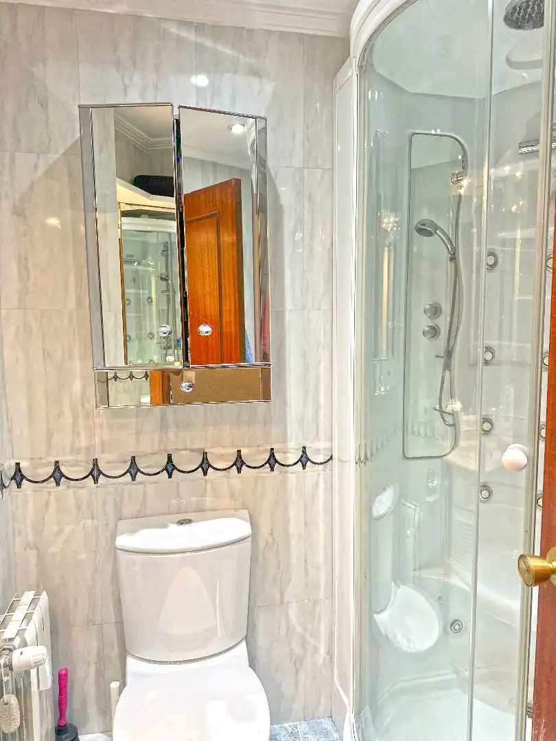 Bathroom of Flat for sale in Majadahonda  with Terrace and Storage room