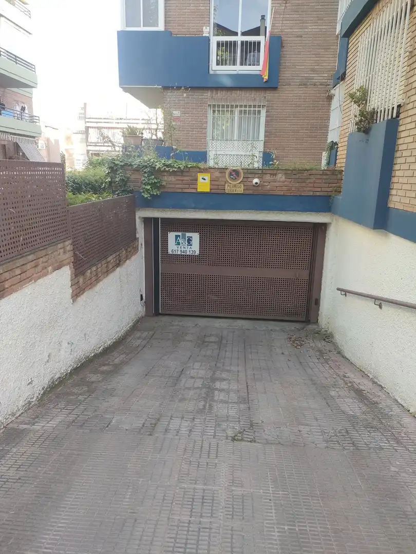 Individuale con ascensore in vendita a Calle Profesor Lucena Conde 6, imagen 3