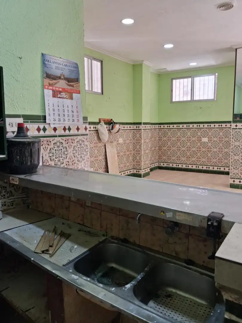 Cuina de Local de lloguer en Cádiz