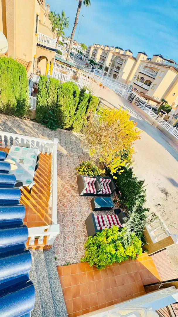 Terrassa de Casa adosada en venda en Orihuela amb Jardí privat, Terrassa i Piscina comunitària