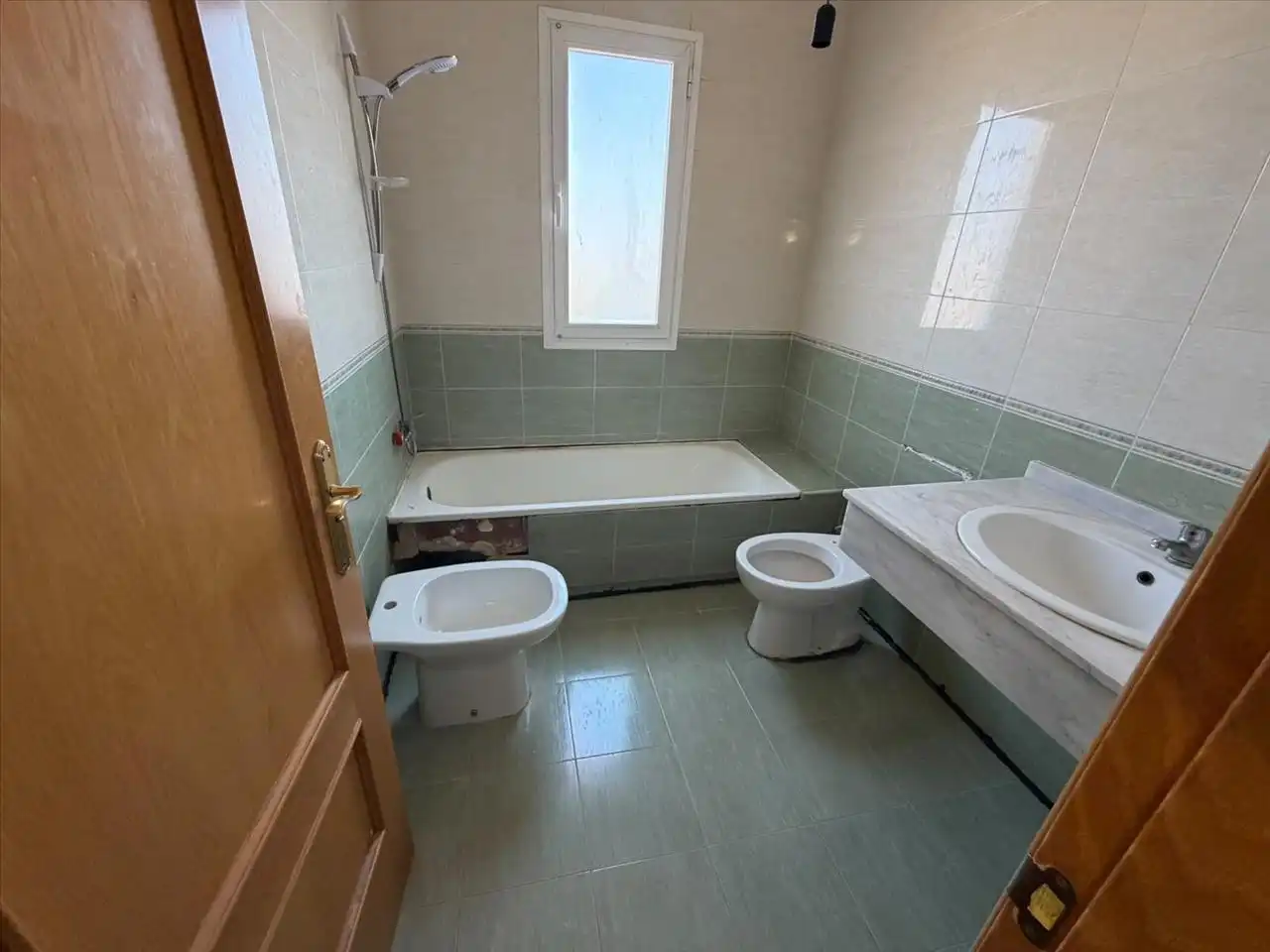Baño de Casa adosada en venta en Chozas de Canales con Terraza