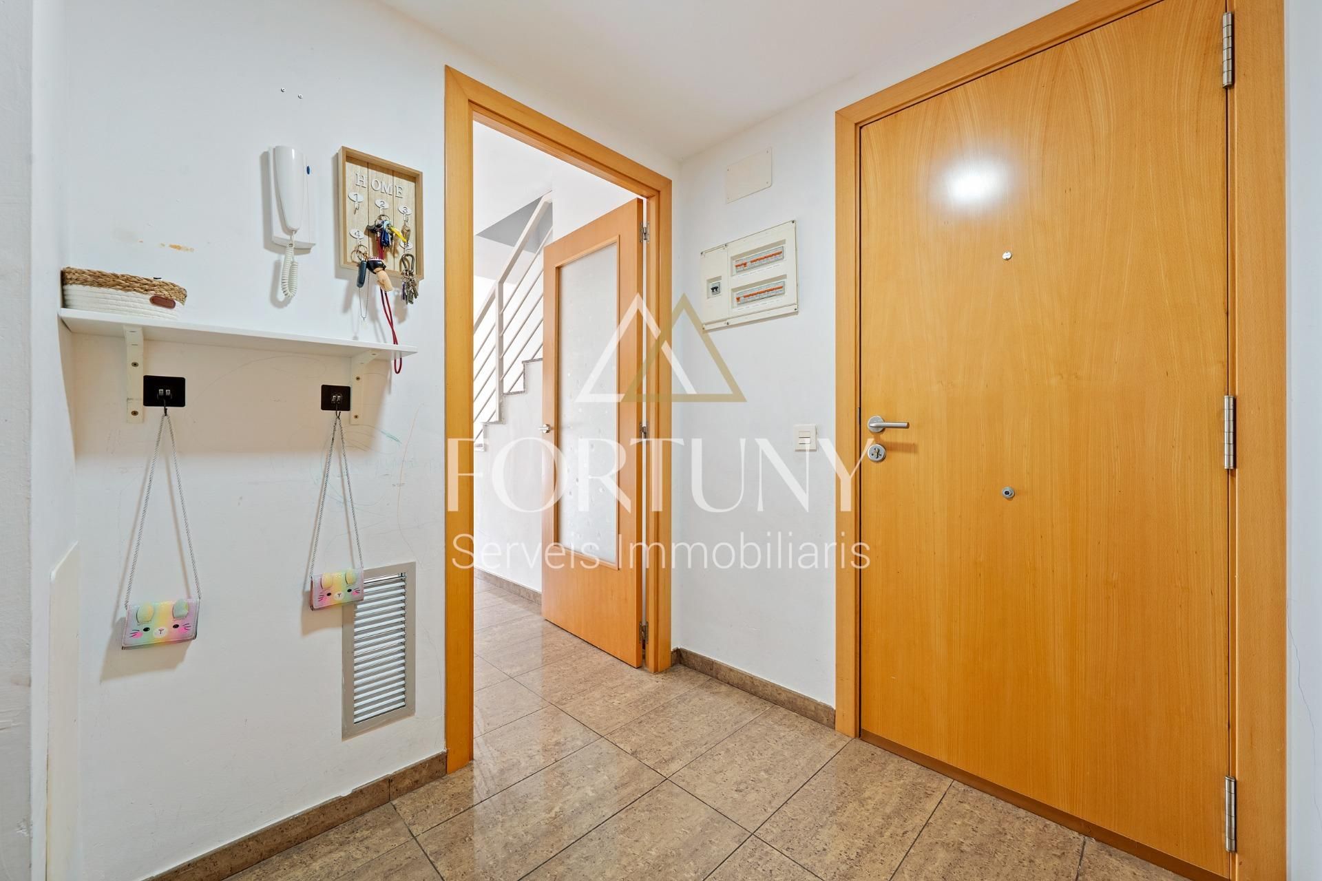 Single-family semi-detached for sale in Constantí  with Private garden