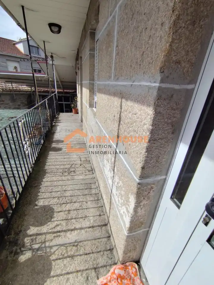 Casa amb terrassa en venda a San Cristovo de Cea, imagen 9