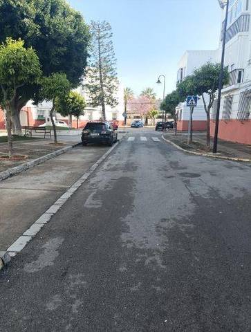 Piso en Venta en Calle Almanzora, 11 en La Pastora - La Estación