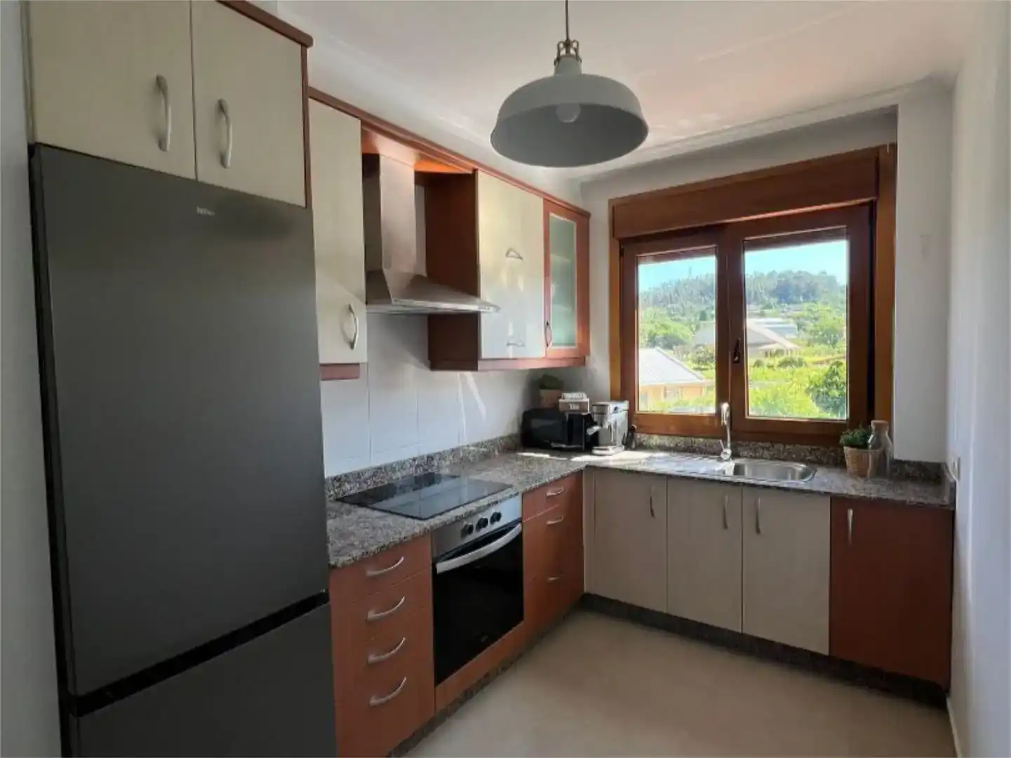 Kitchen of Flat for rent in Sanxenxo  with Parquet flooring and Furnished
