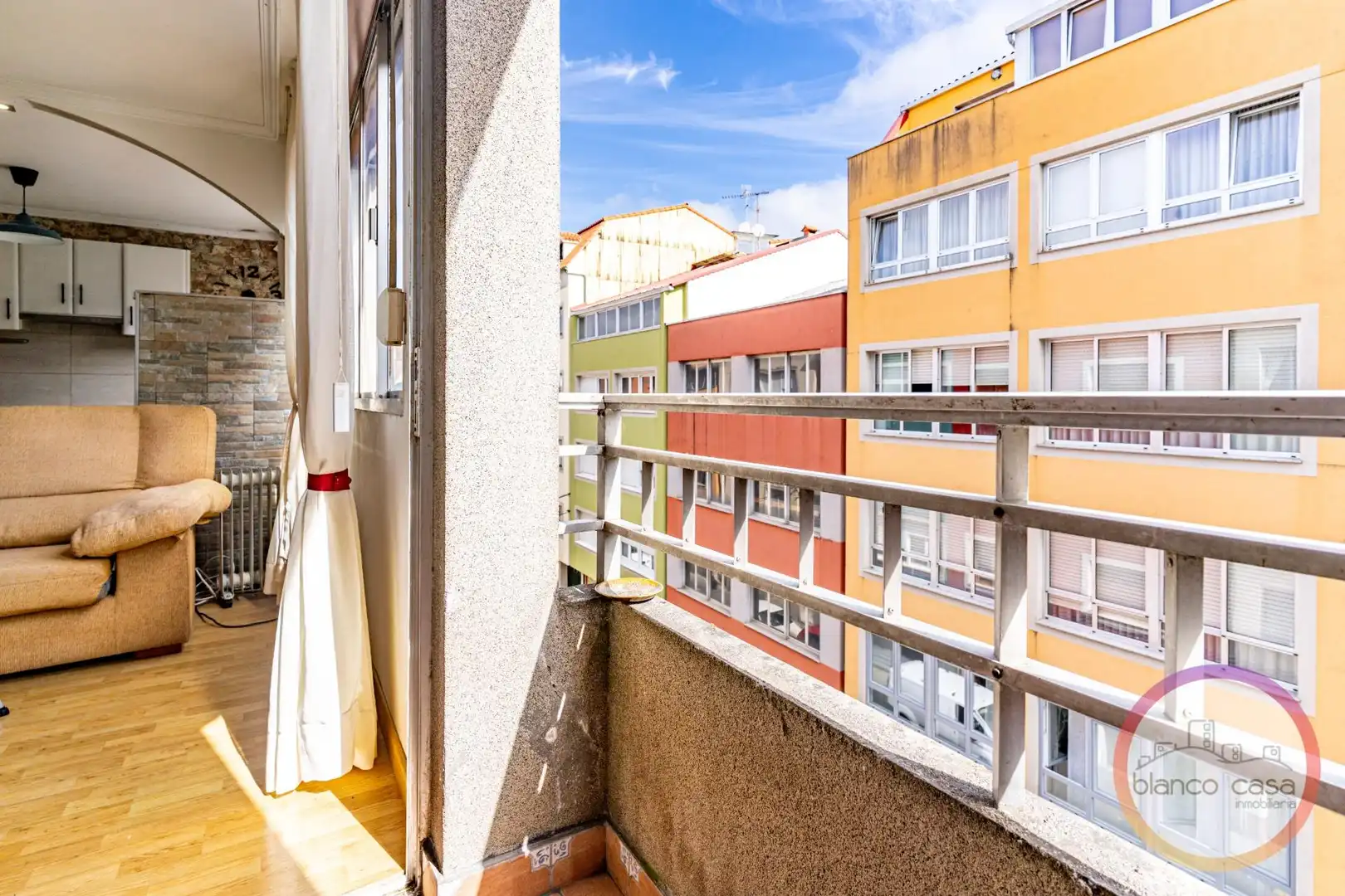 Terraza de Piso en venta en Carballo con Terraza, Trastero y Amueblado
