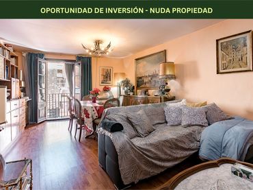 Wohnung mit Balkon zum Verkauf in Carrer de les Beates