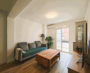 Living room of Flat to rent in  Madrid Capital  with Air Conditioner and Terrace