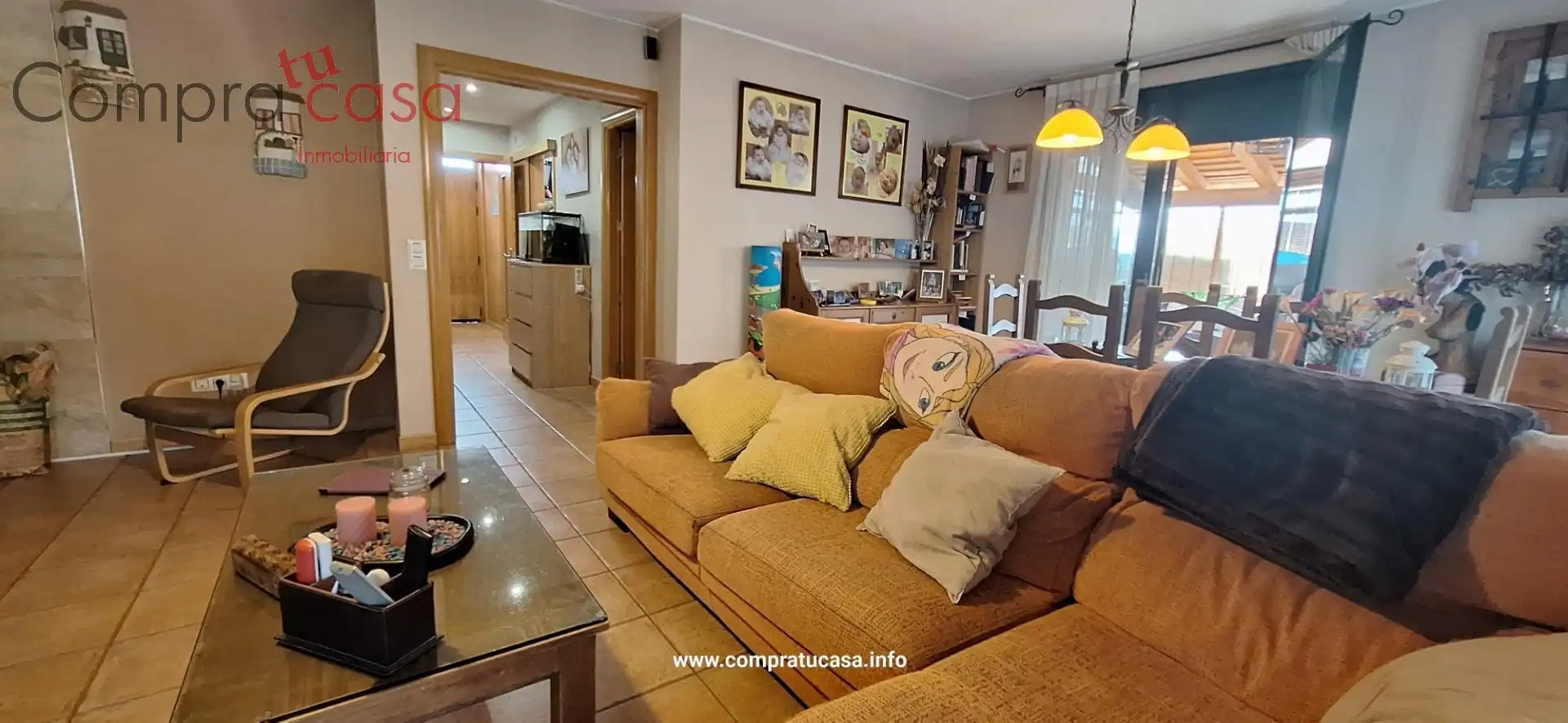 Sala de estar de Casa adosada en venta en Los Huertos, Segovia