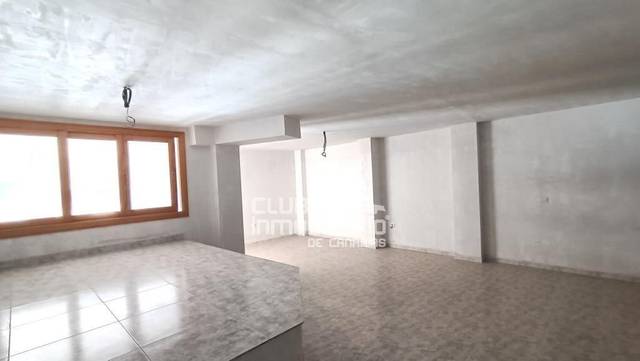 Local comercial en Alquiler en  General Serrano, 42 en Duggi - Rambla - Los Hoteles