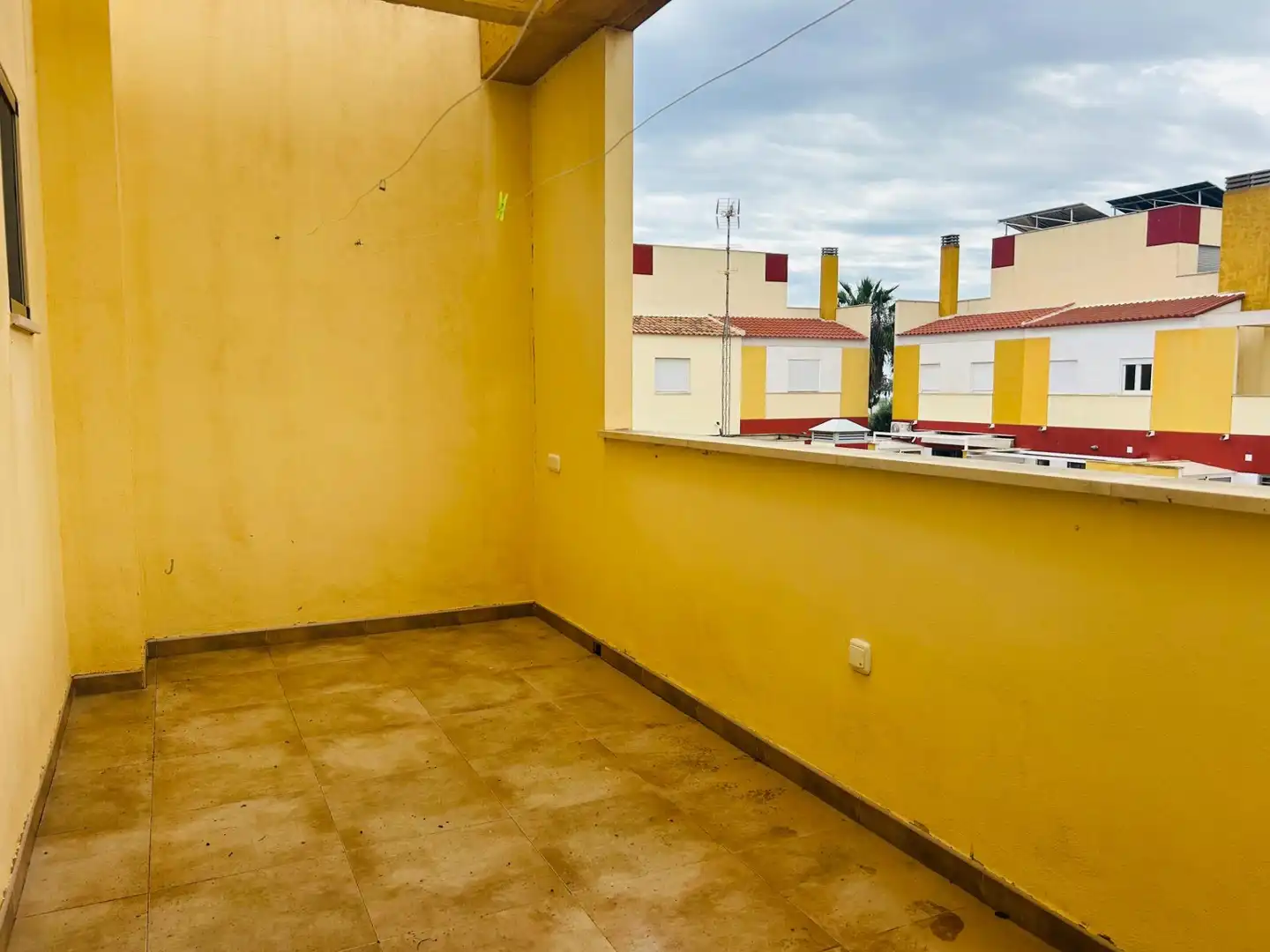 Terrassa de Casa adosada en venda en Los Alcázares amb Aire condicionat, Terrassa i Moblat