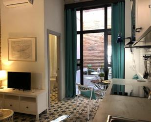 Bedroom of Study to rent in  Valencia Capital  with Air Conditioner