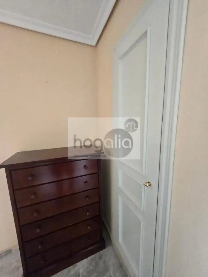 Bedroom of Flat for rent in Sevilla  with Air Conditioner, Terrace and Swimming Pool