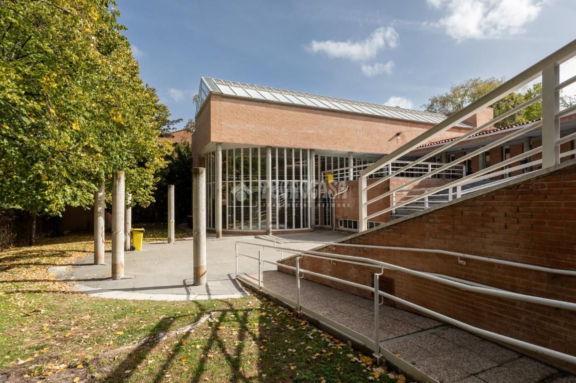 Exterior view of Flat for sale in Majadahonda  with Parquet flooring, Terrace and Storage room