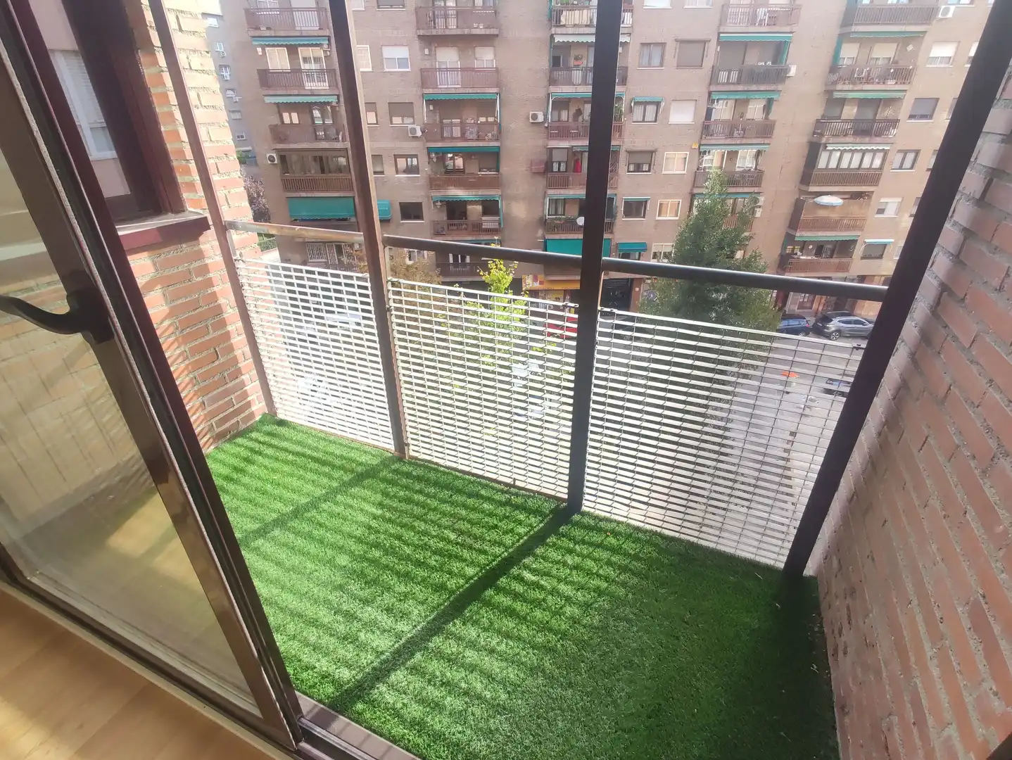 Terrassa de Pis de lloguer en Madrid amb Aire condicionat, Calefacció i Jardí privat
