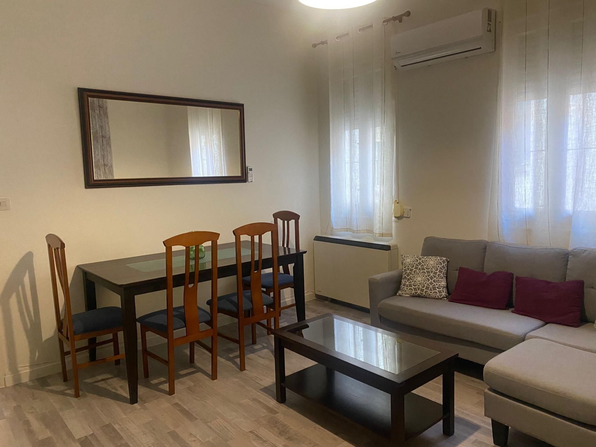 Sala d'estar de Pis de lloguer en  Madrid Capital amb Aire condicionat i Parquet