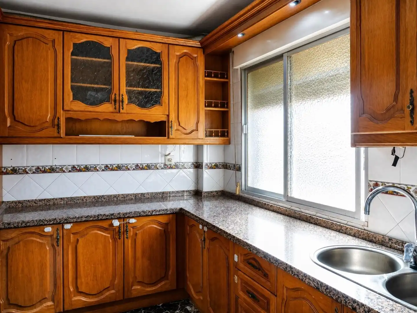 Kitchen of Flat for sale in Armilla