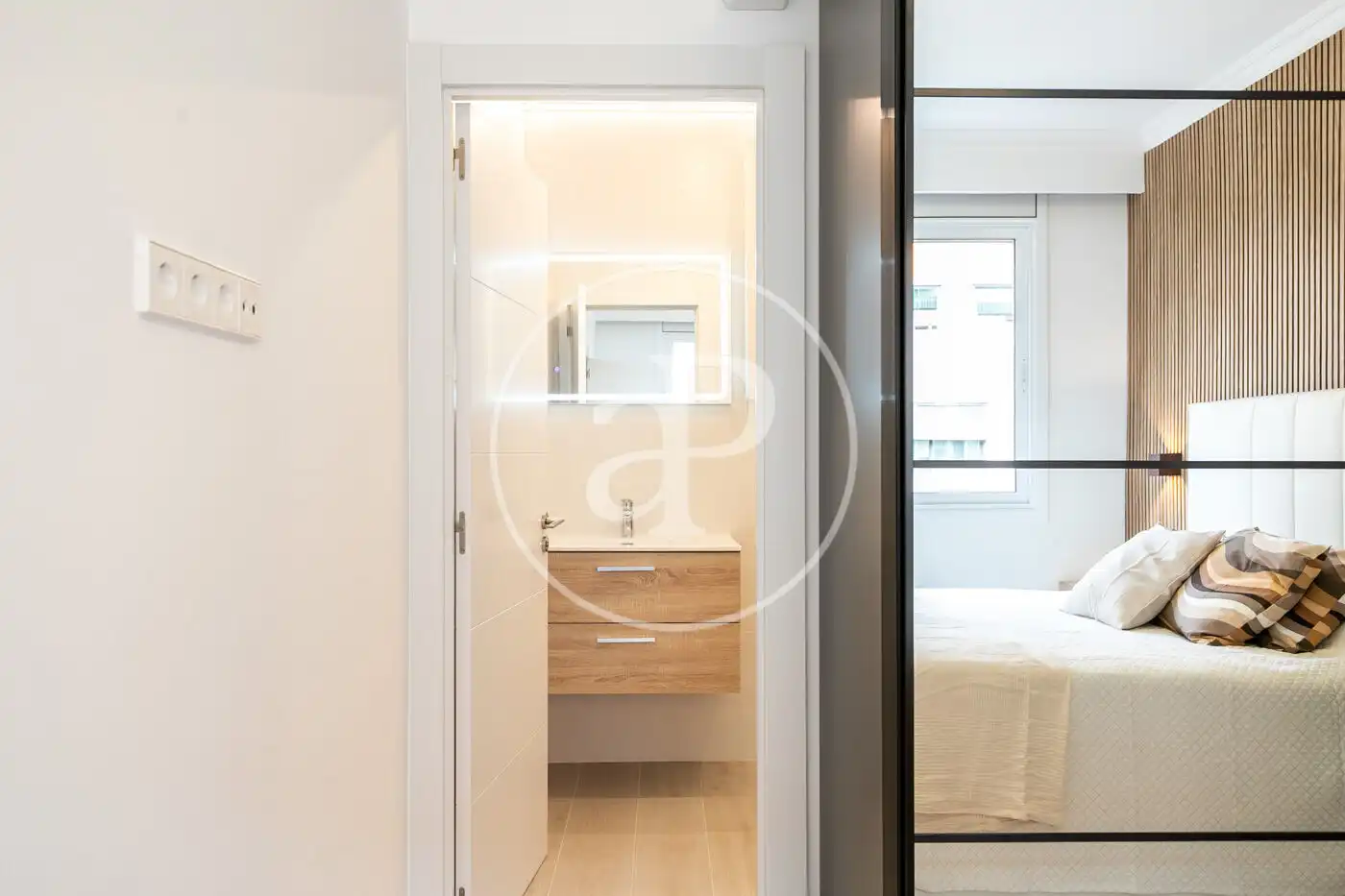 Schlafzimmer von Wohnung zum Verkauf in Barcelona mit Klimaanlage, Heizung und Möbliert