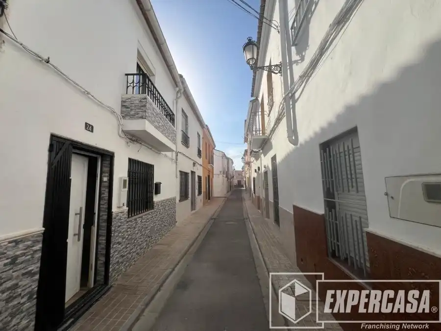 Vista exterior de Casa adosada en venta en Real con Aire acondicionado y Terraza
