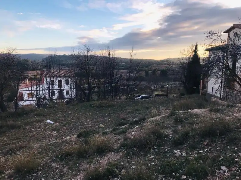 Residencial en venda en Zucaina