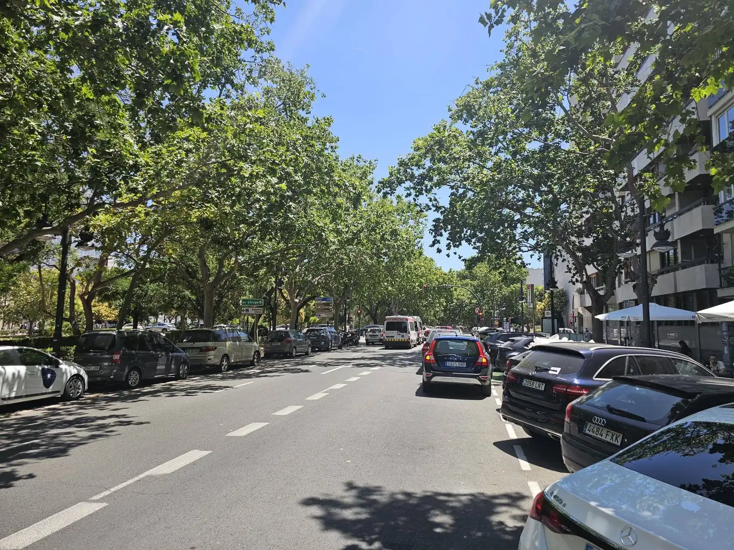 Vista exterior de Pis en venda en Valencia amb Calefacció, Terrassa i Balcó