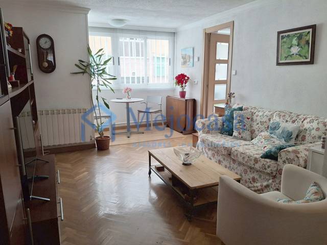 Piso en Venta en Calle Molturadores en Arcos