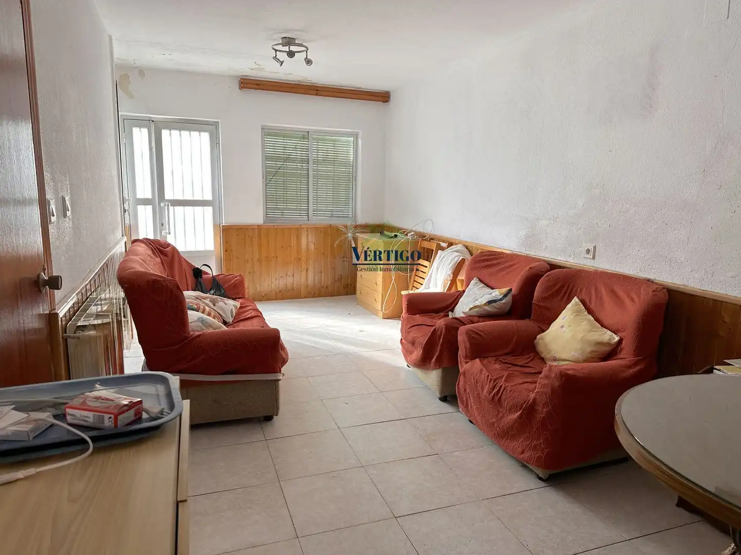 Living room of Houses for sale in Perales del Puerto  with Storage room
