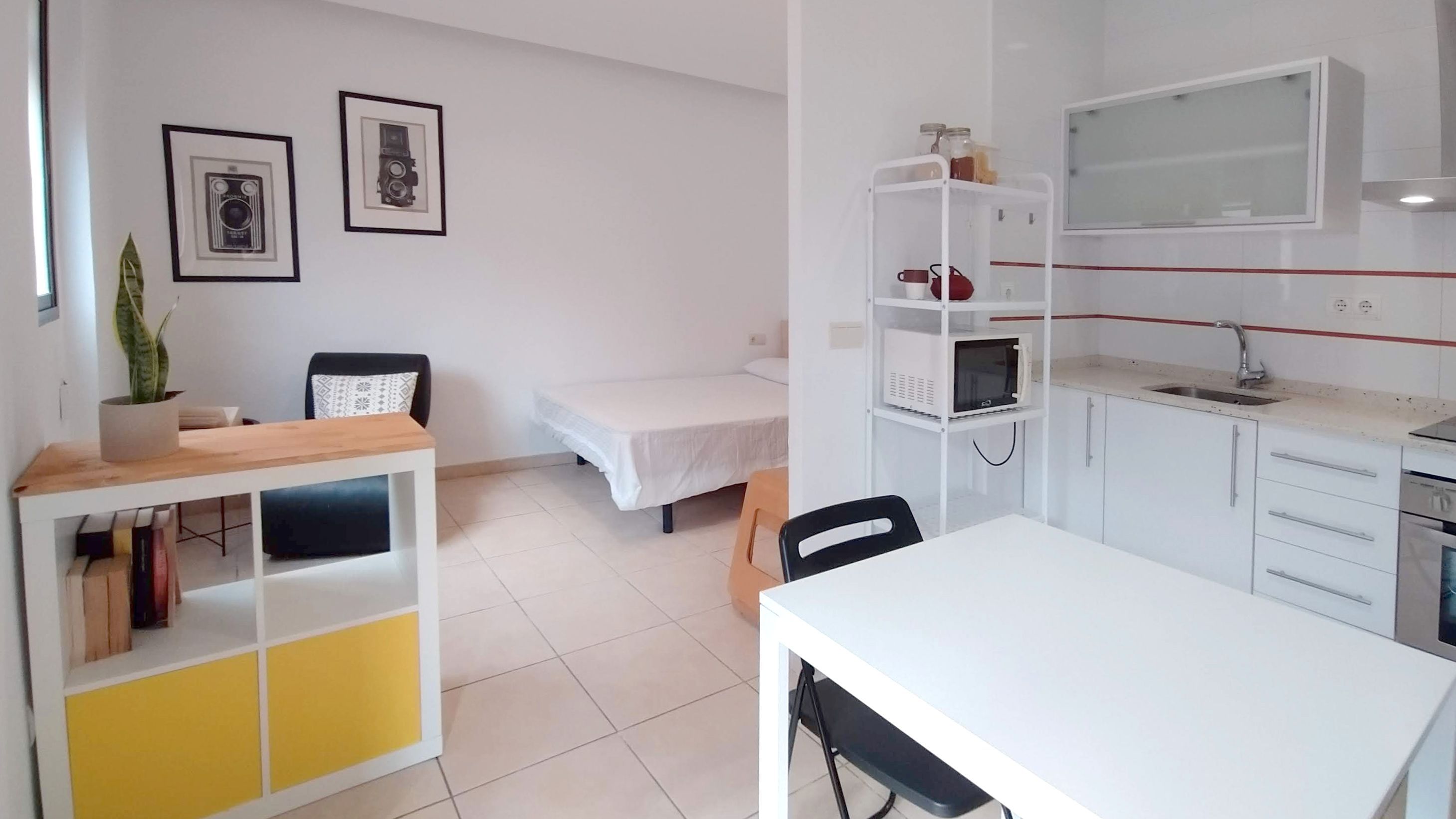 Bedroom of Study to rent in  Tarragona Capital  with Air Conditioner, Furnished and Balcony