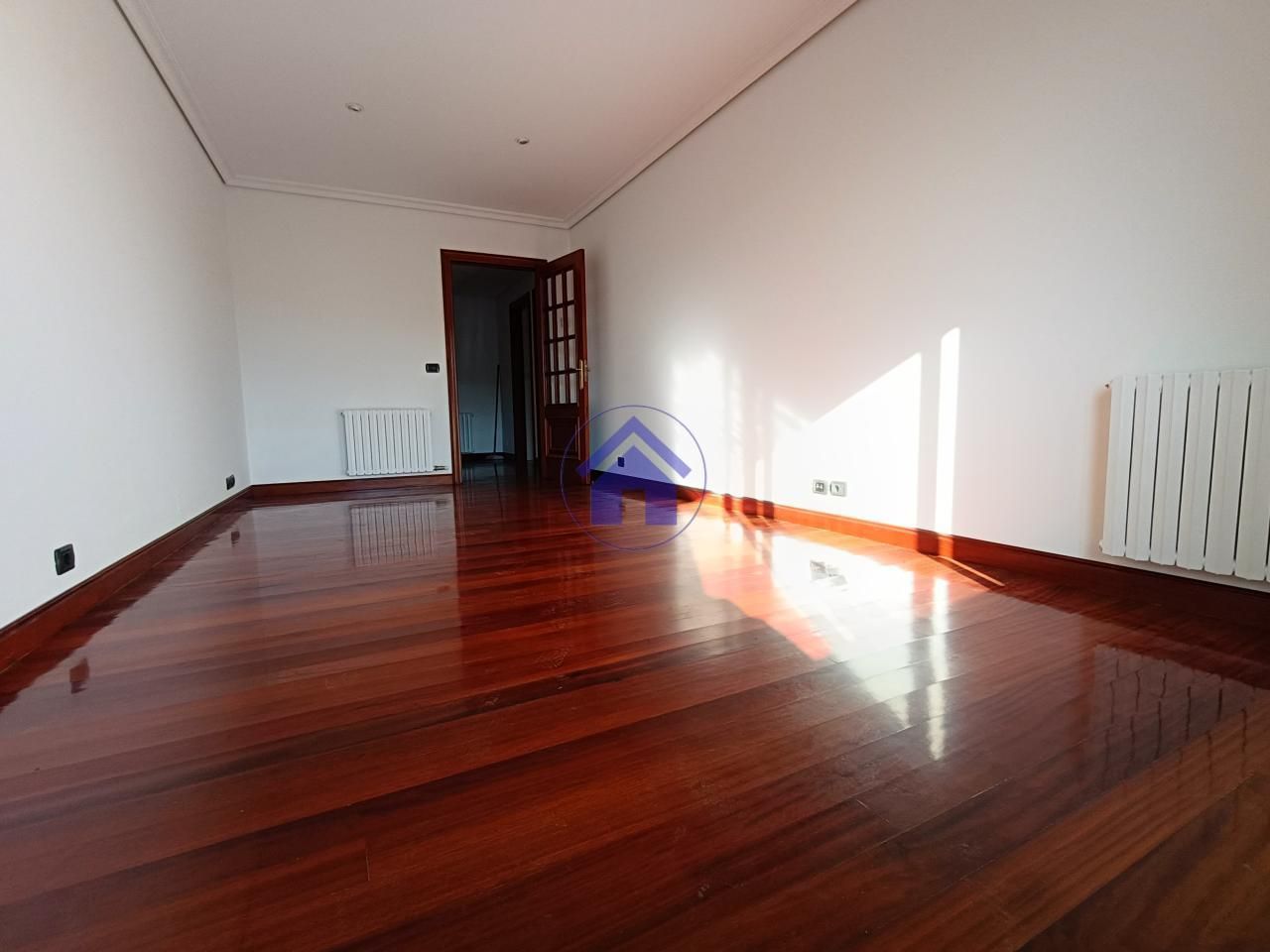 Àtic de lloguer a Praza Independencia