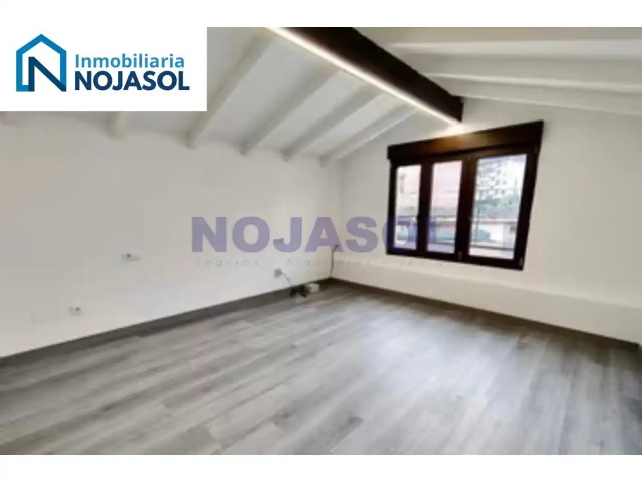 Dormitori de Casa adosada en venda en Ramales de la Victoria amb Calefacció i Terrassa