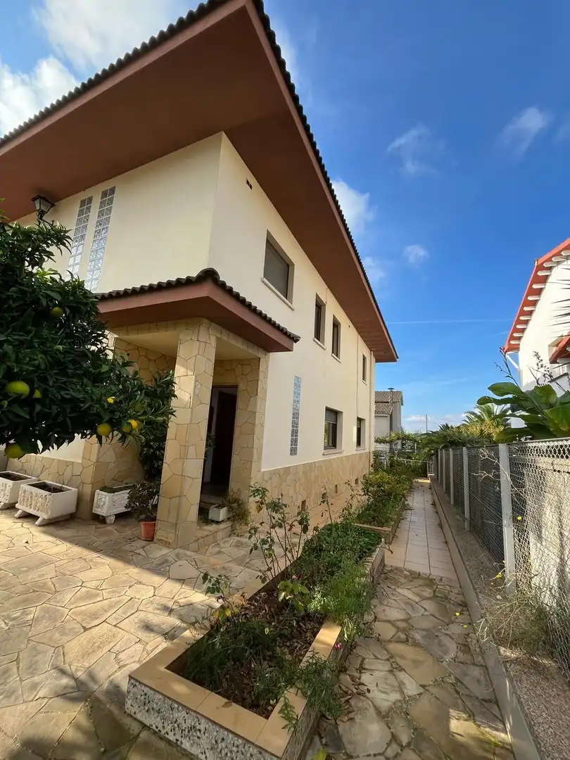 Vista exterior de Finca rústica en venta en Castellar del Vallès con Calefacción, Jardín privado y Terraza