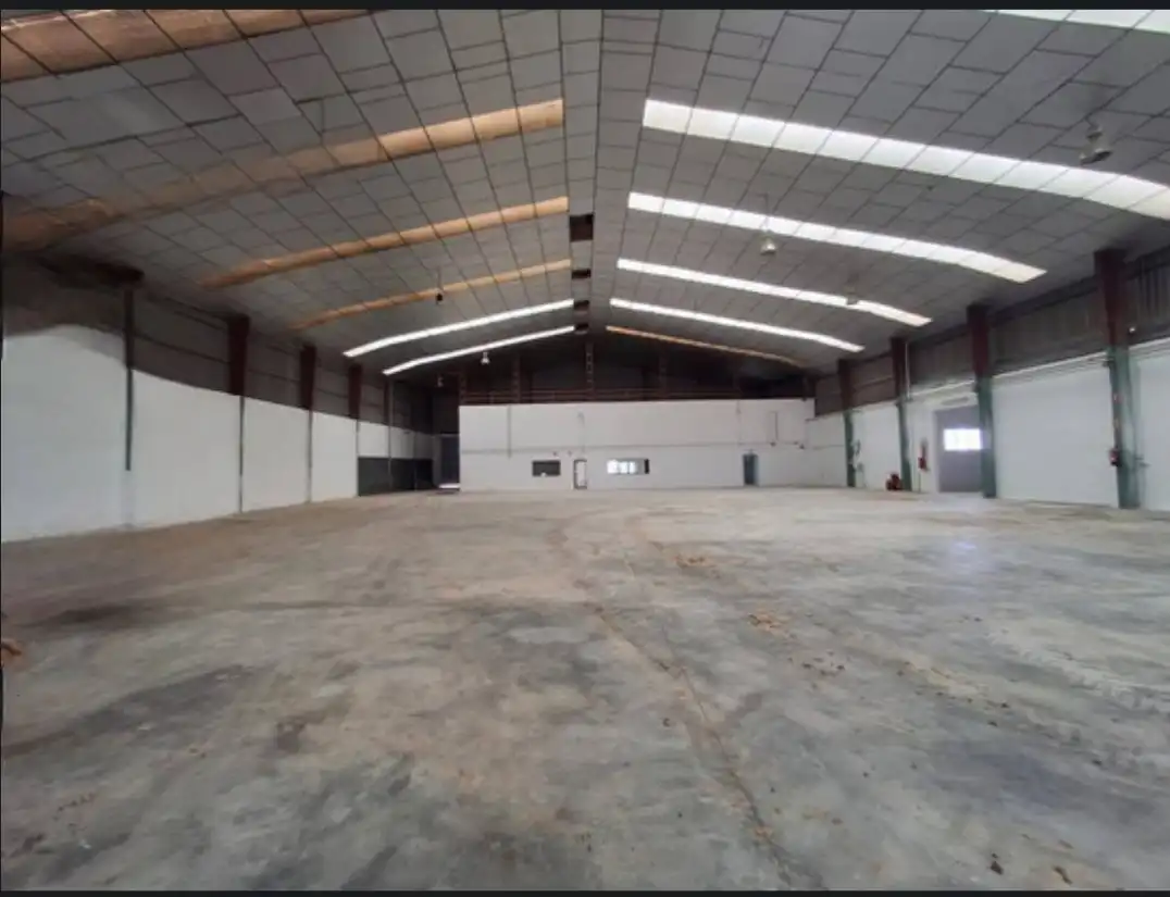 Nave industrial in affitto a Carrer Sèquia de Quart 40, imagen 2