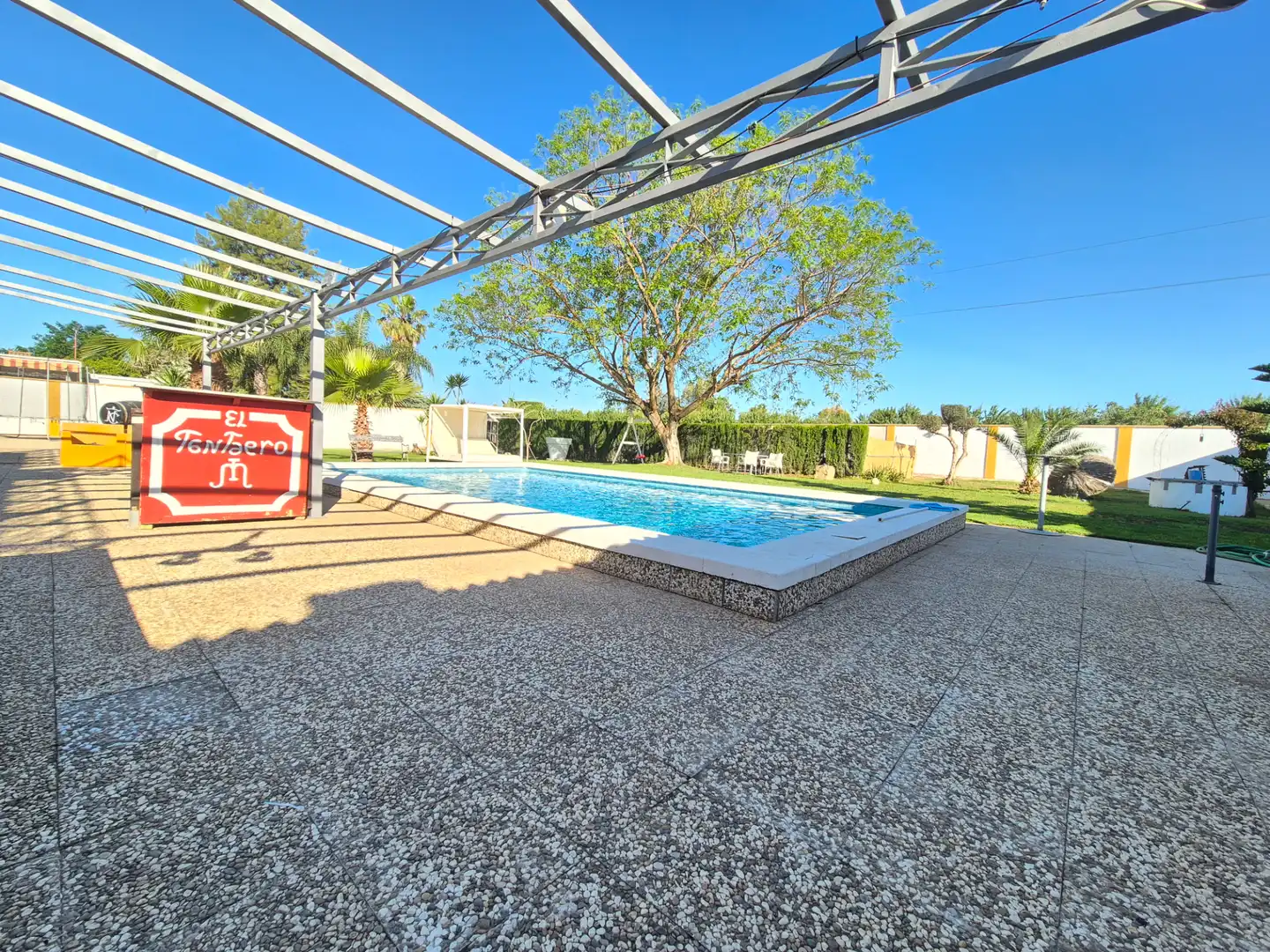 Swimming pool of Houses for sale in La Rinconada  with Air Conditioner, Private garden and Terrace