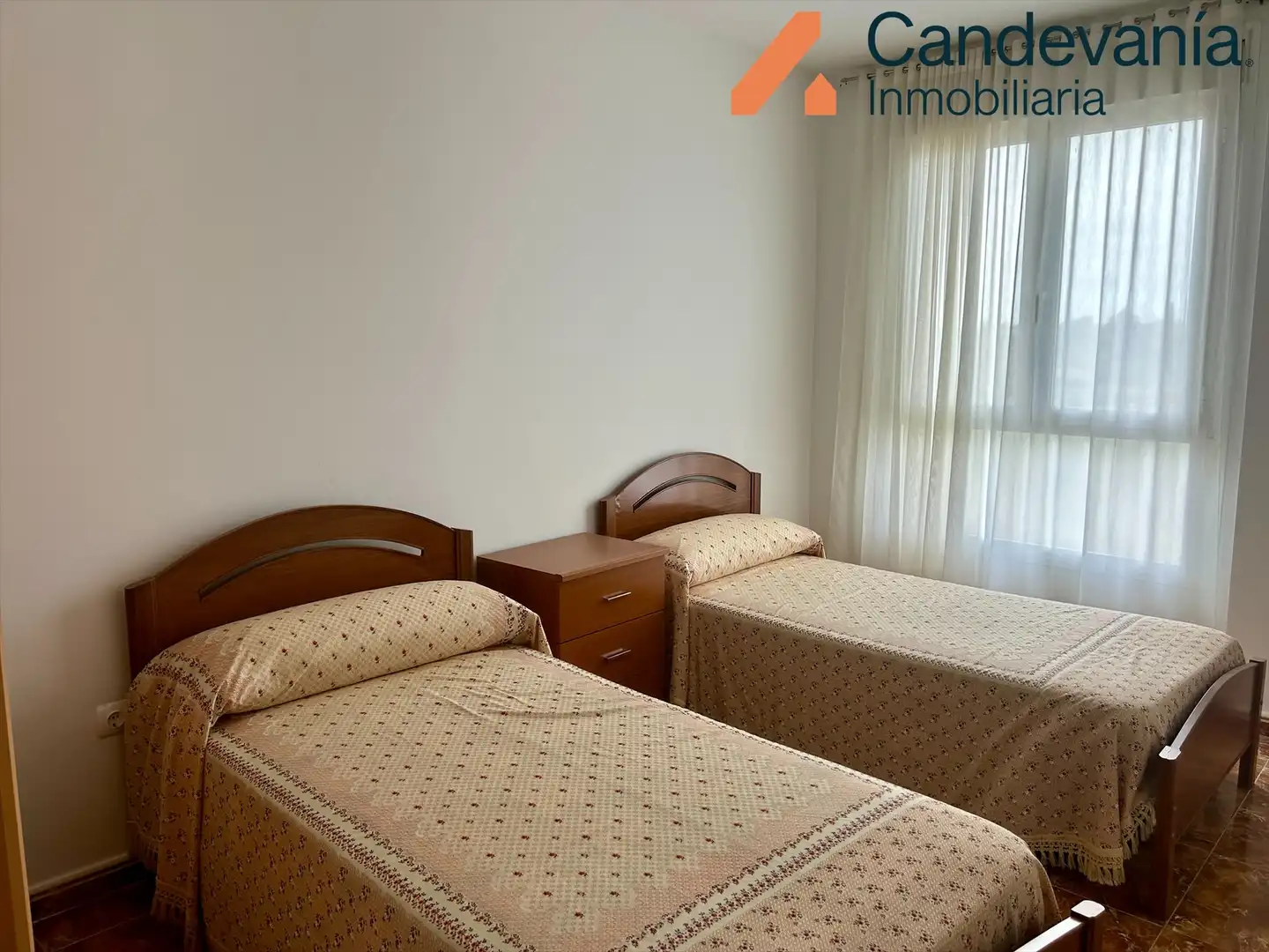 Habitación de Piso en venta en San Mateo de Gállego con Calefacción y Trastero