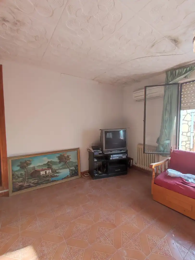 Sala d'estar de Finca rústica en venda en Almonacid de Zorita amb Aire condicionat, Calefacció i Moblat
