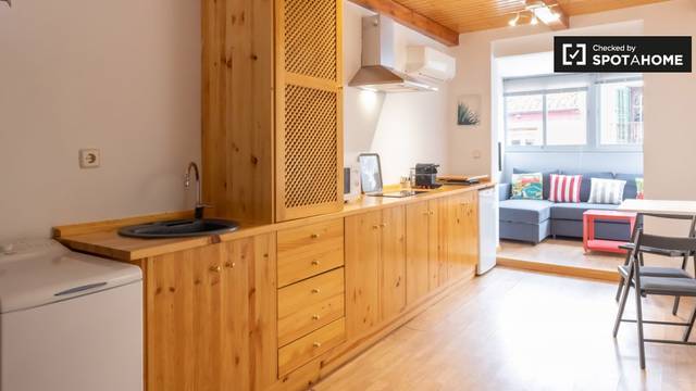 Piso en Alquiler en Universidad - Malasaña