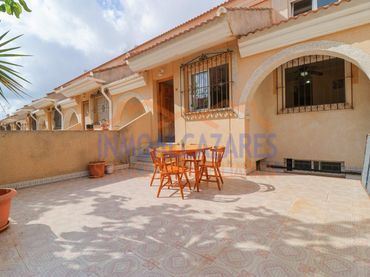 Haus mit Garten zum Verkauf in Los Narejos - Punta Calera