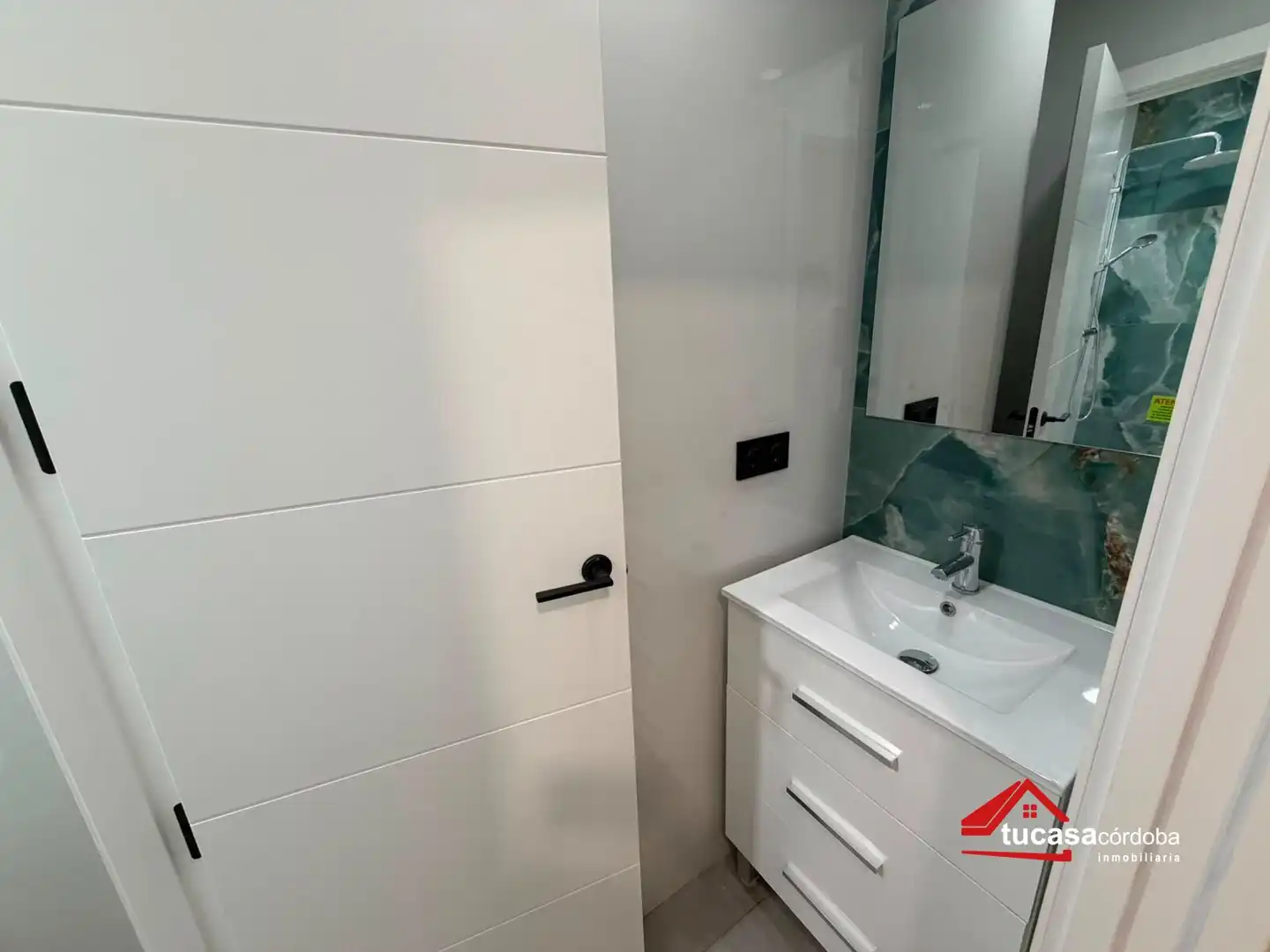 Bany de Loft en venda en Córdoba amb Aire condicionat