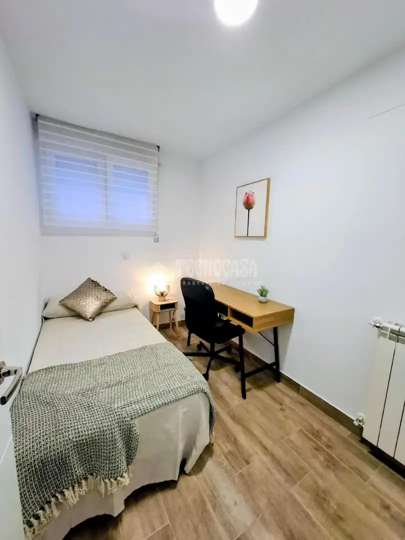 Habitación de Piso en venta en Madrid con Calefacción