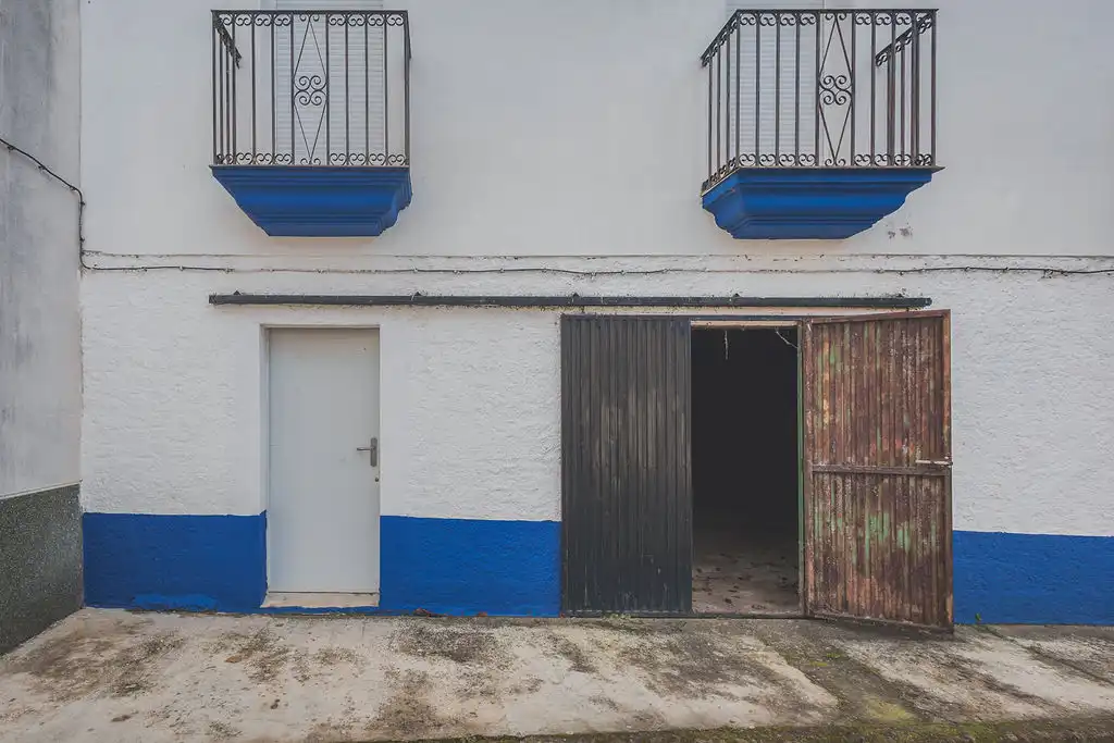 Vista exterior de Casa o chalet en venta en Valencia de Alcántara