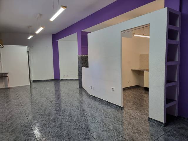 Local comercial en Alquiler en N/A en Montornès del Vallès