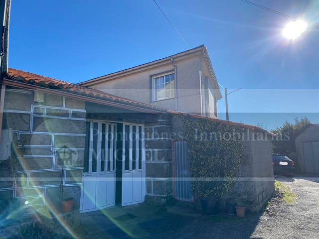 Casa-chalet en Venta en A Gudiña