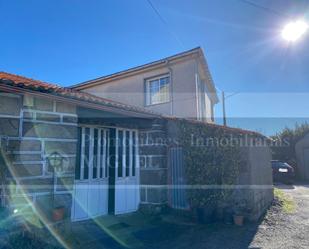 Vista exterior de Casa o xalet en venda en A Gudiña  amb Jardí privat i Moblat