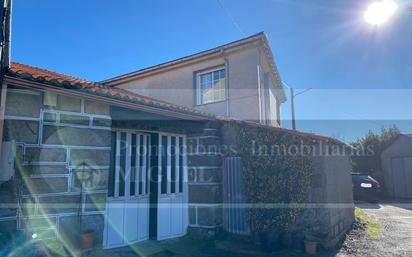Vista exterior de Casa o xalet en venda en A Gudiña  amb Jardí privat i Moblat