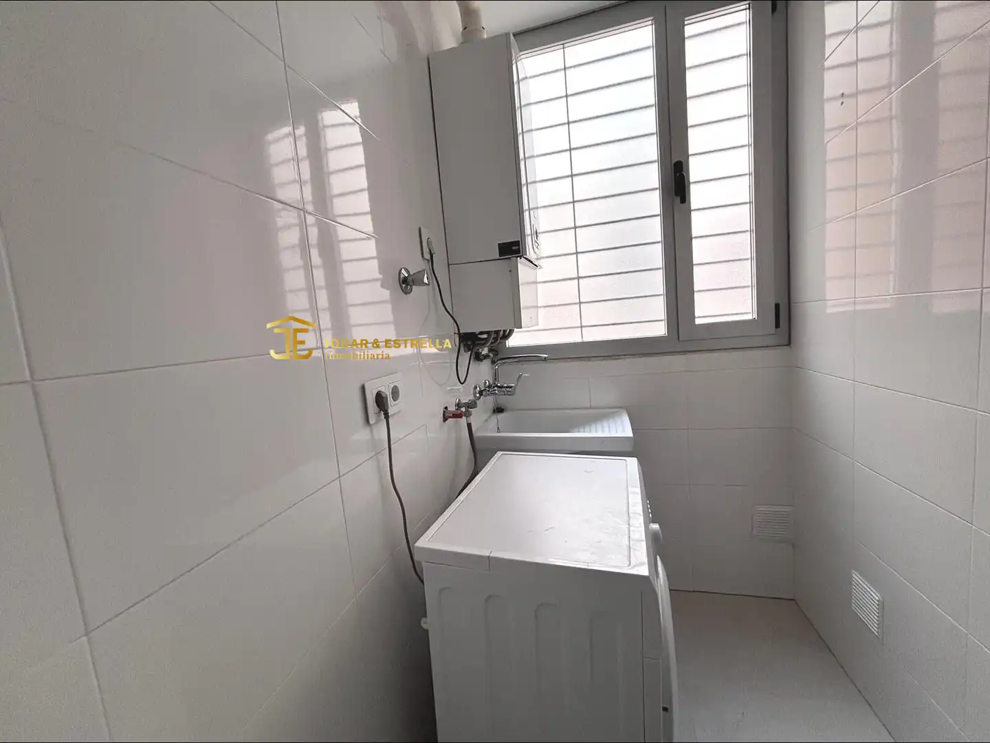 Bathroom of Flat for sale in Lorca  with Air Conditioner