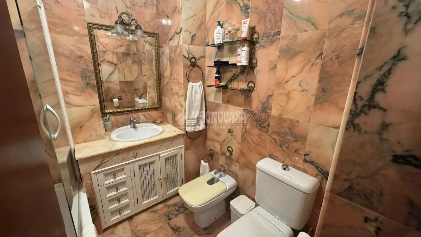 Baño de Piso en venta en Cádiz con Terraza