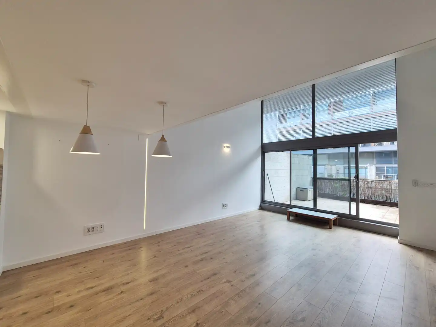 Wohnzimmer von Wohnung zum Verkauf in Valencia mit Klimaanlage, Heizung und Terrasse