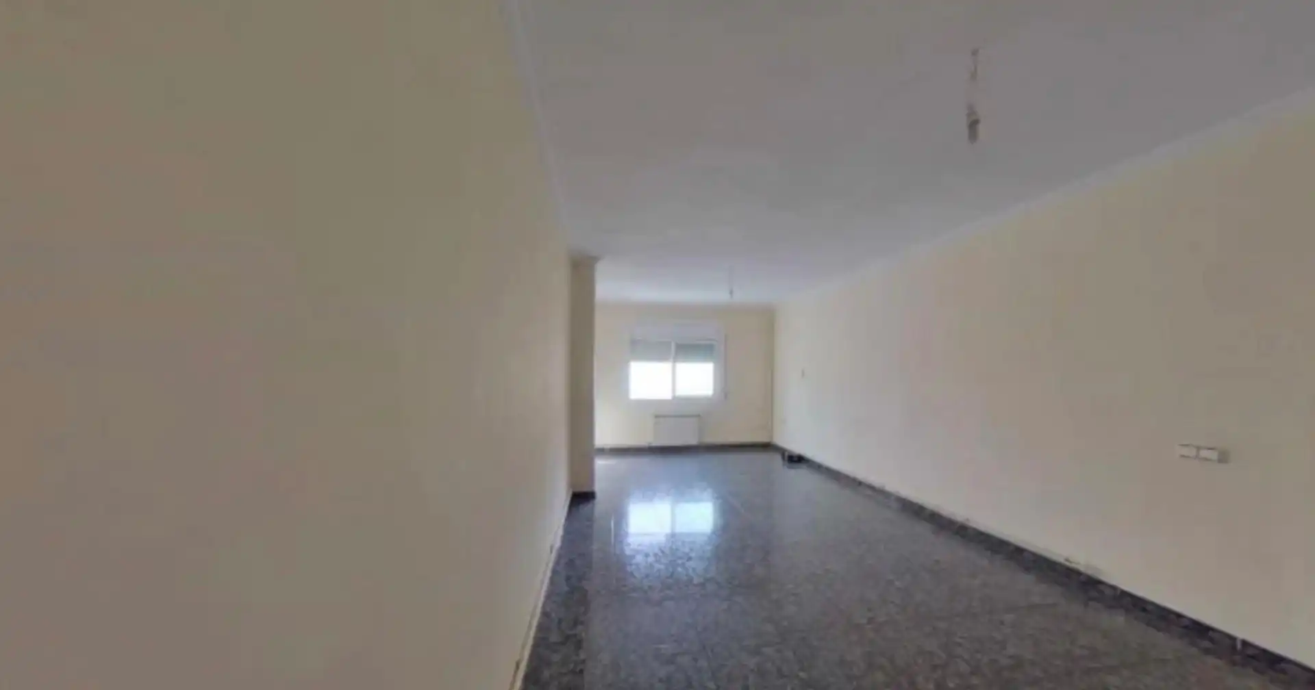 Piso en venta en Sabadell con Balcón