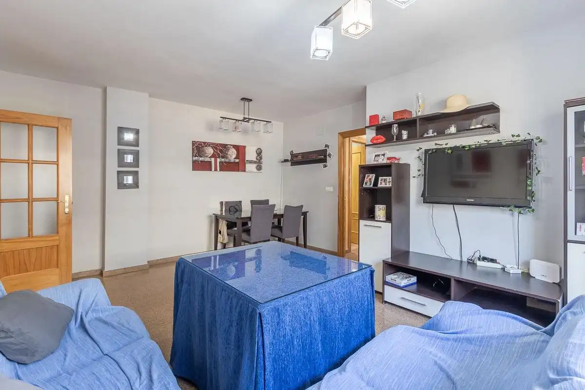 Pis en venda a Residencial Triana - Barrio Alto