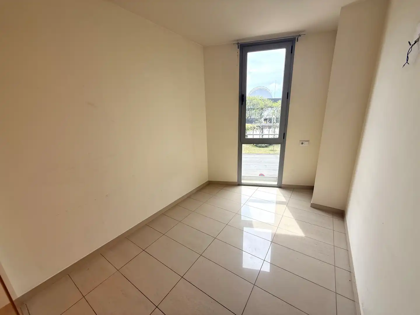 Flat for sale in L'Hospitalet de Llobregat  with Air Conditioner, Heating and Oven